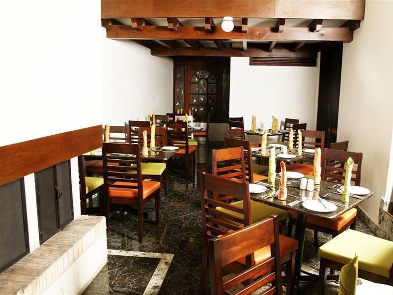 Hotel Dann Norte Bogota Bagian luar foto