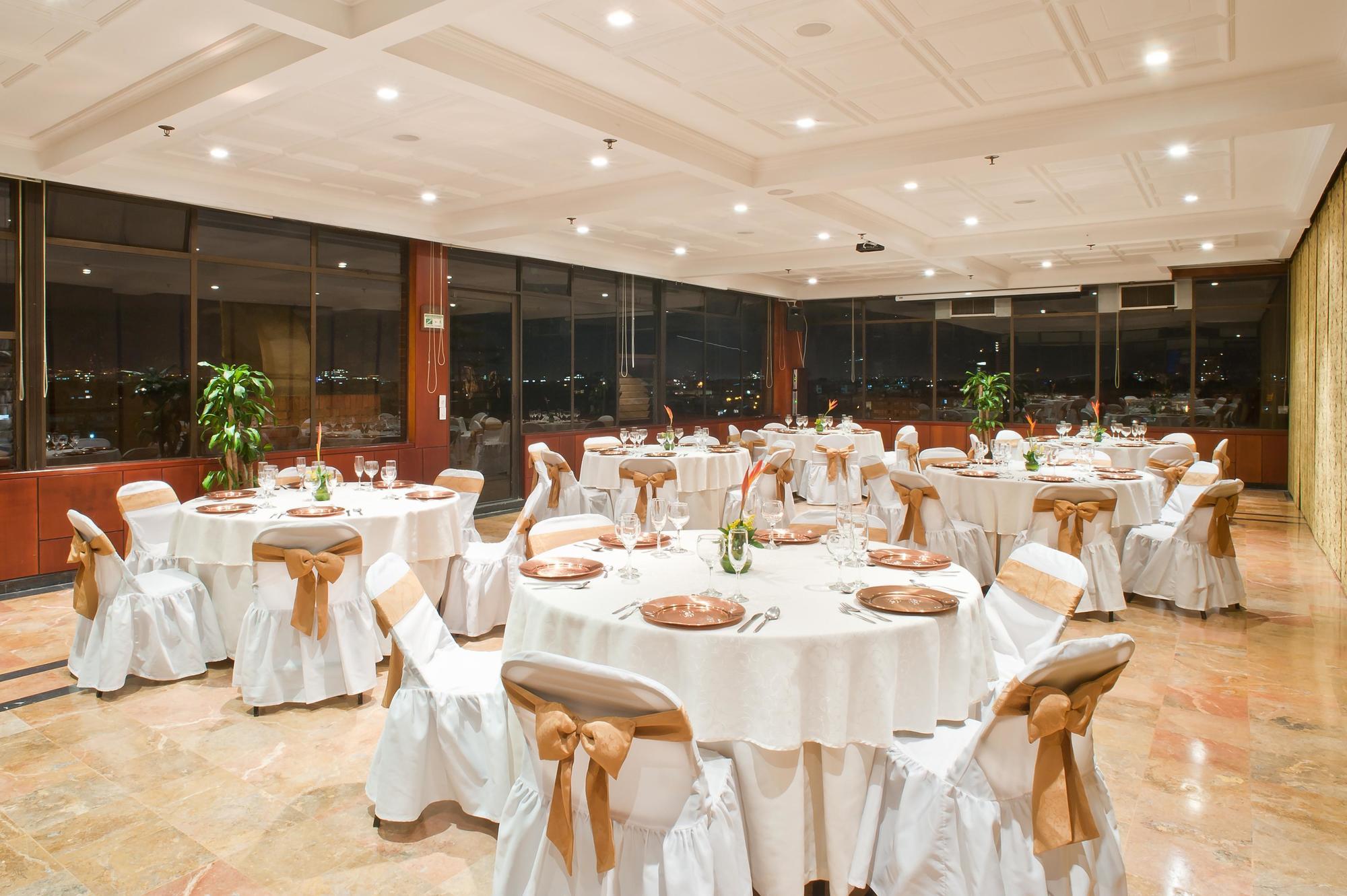 Hotel Dann Norte Bogota Bagian luar foto