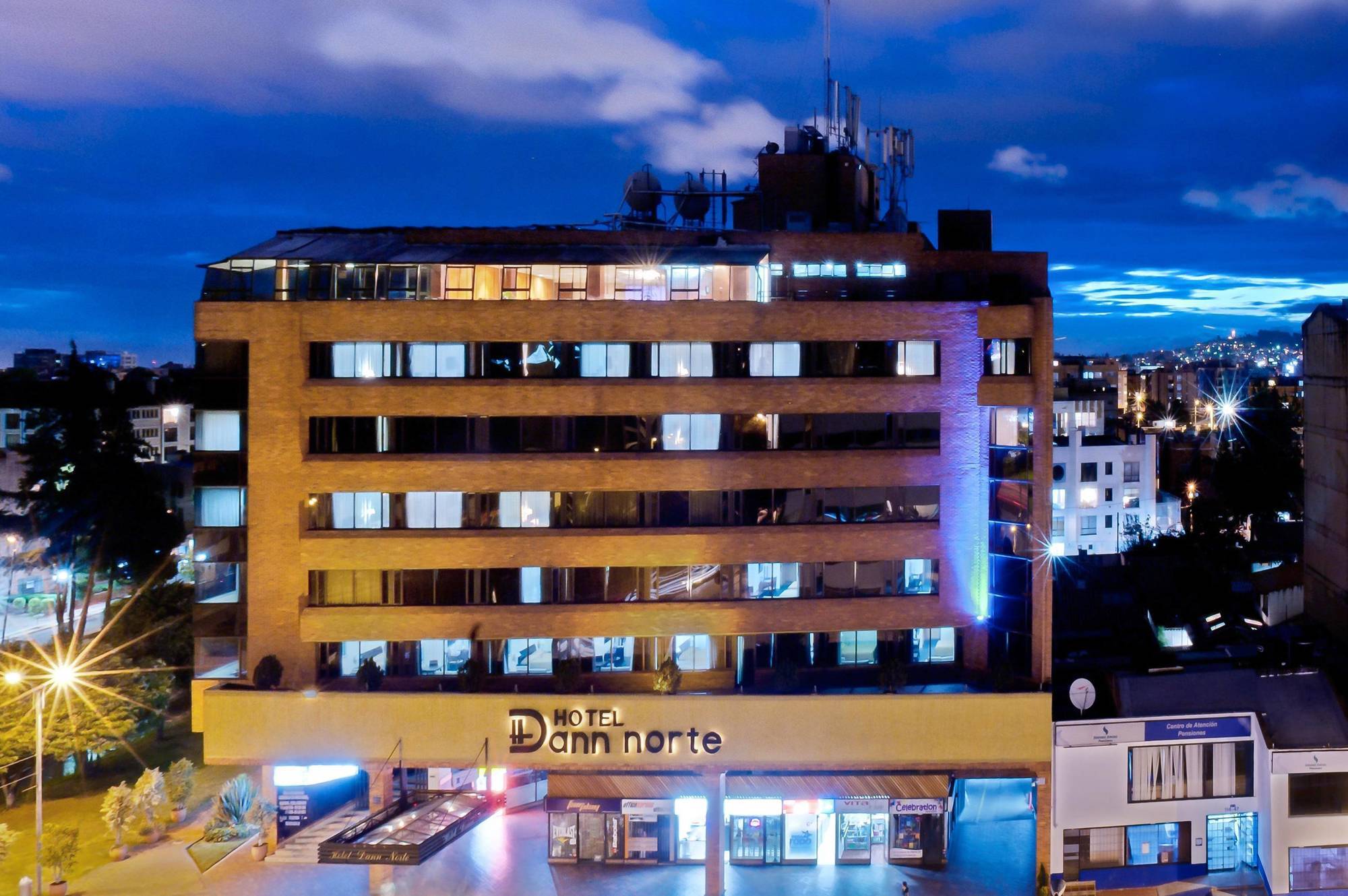 Hotel Dann Norte Bogota Bagian luar foto